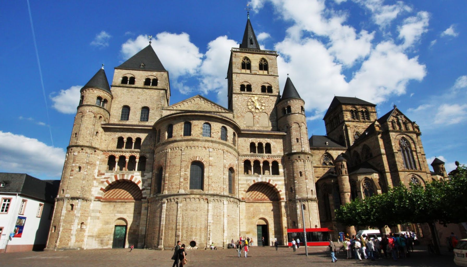 IMG_7042_The-Cathedral-of-Trier.jpg